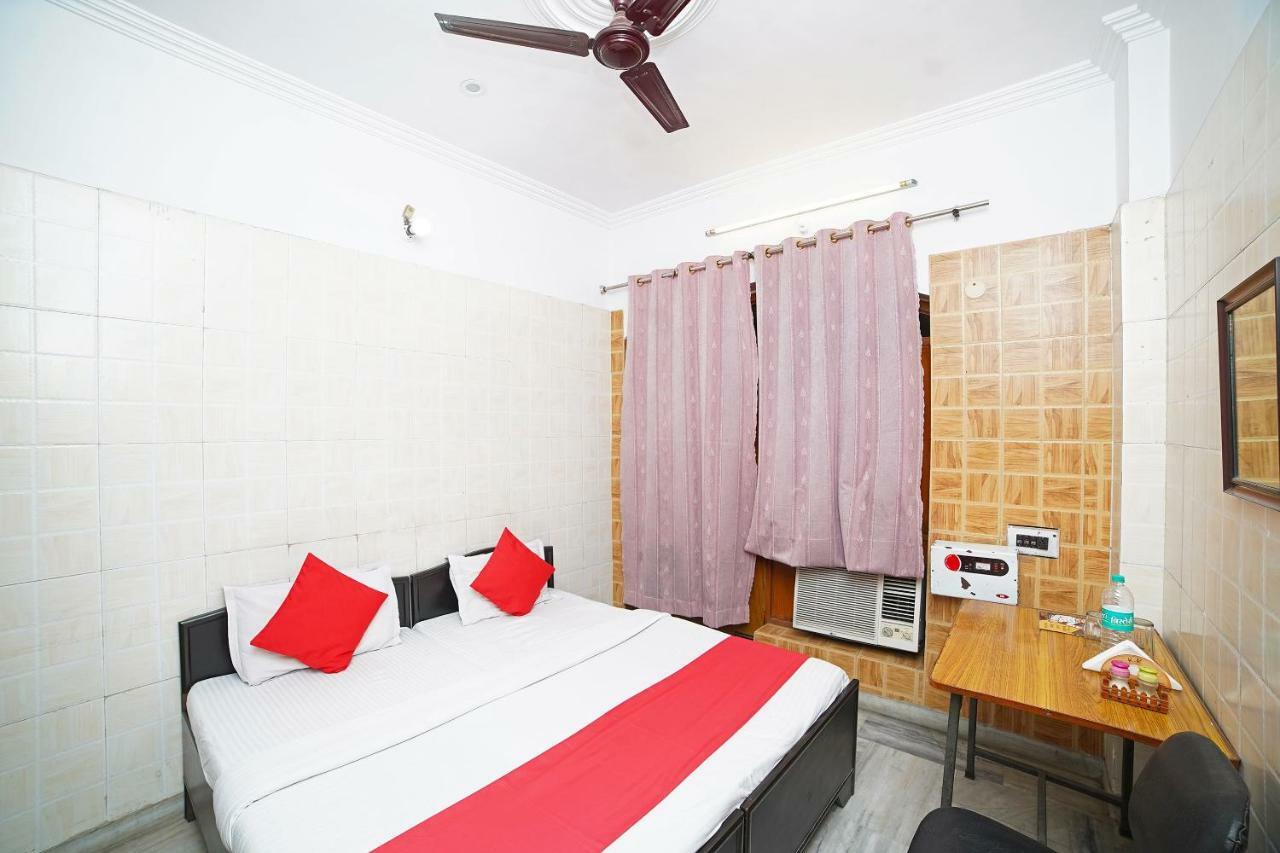 Oyo 39543 Hotel Kk Pantnagar Luaran gambar