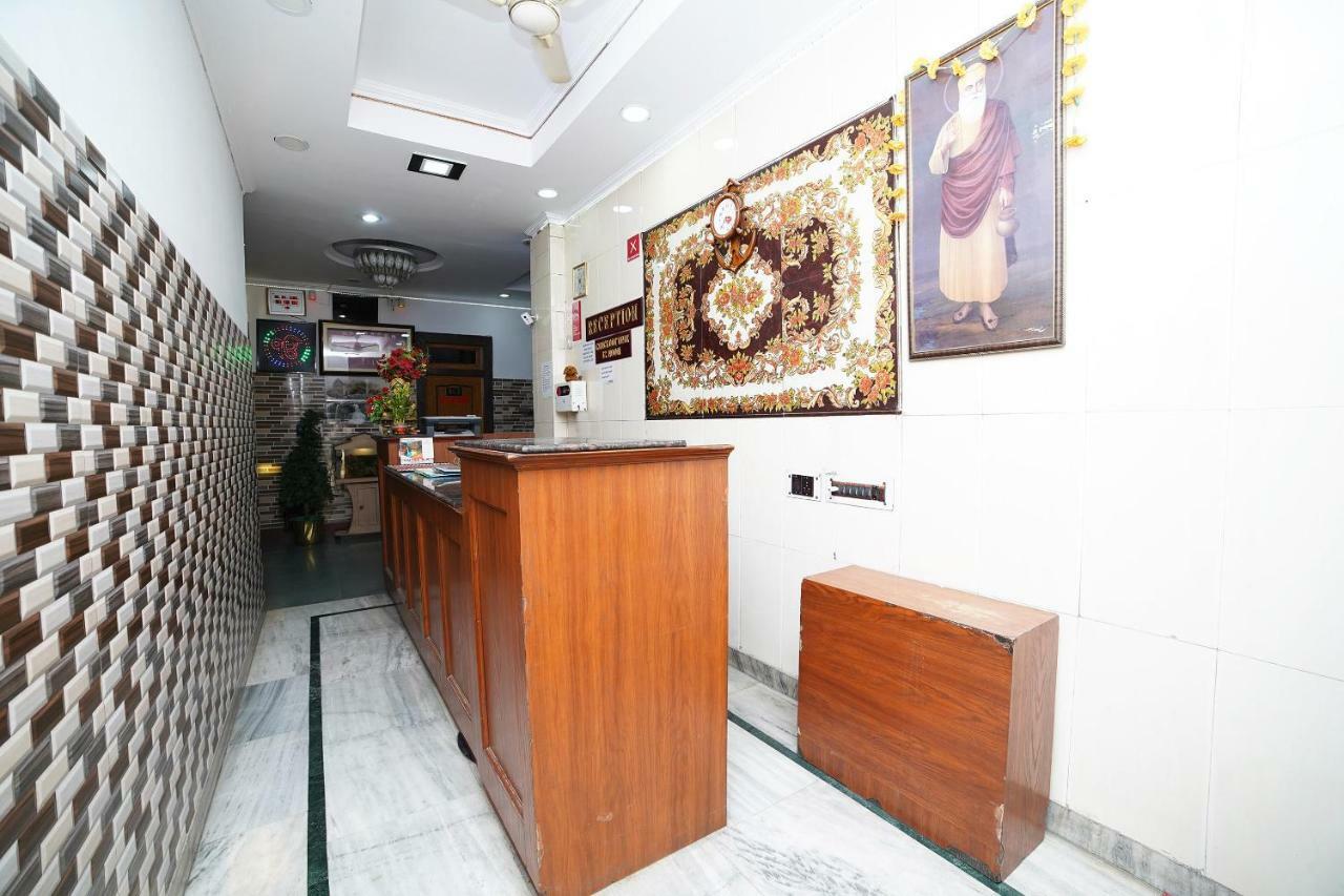 Oyo 39543 Hotel Kk Pantnagar Luaran gambar