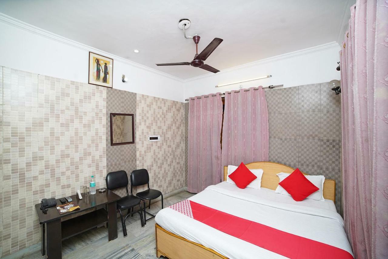 Oyo 39543 Hotel Kk Pantnagar Luaran gambar