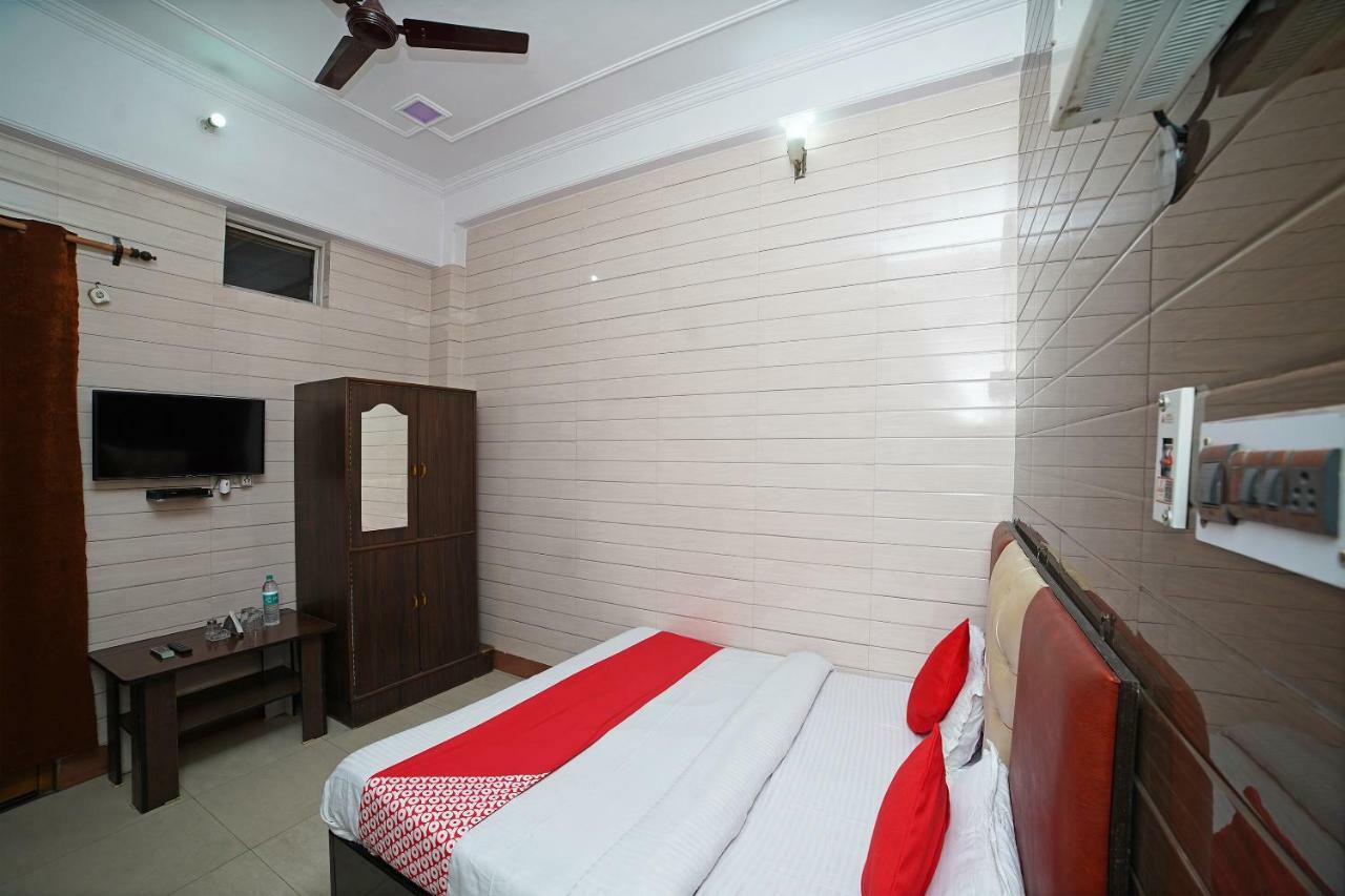Oyo 39543 Hotel Kk Pantnagar Luaran gambar