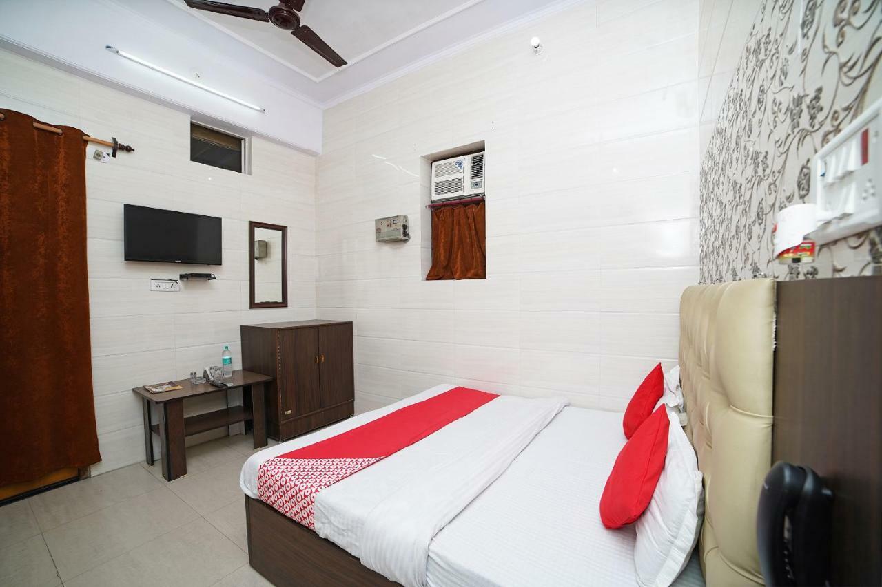 Oyo 39543 Hotel Kk Pantnagar Luaran gambar